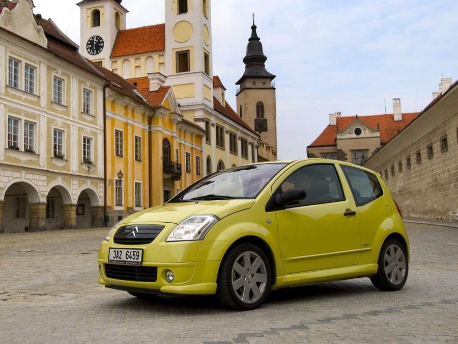  Citroen C2 VTR 2003 года  (фото 2 из 16)